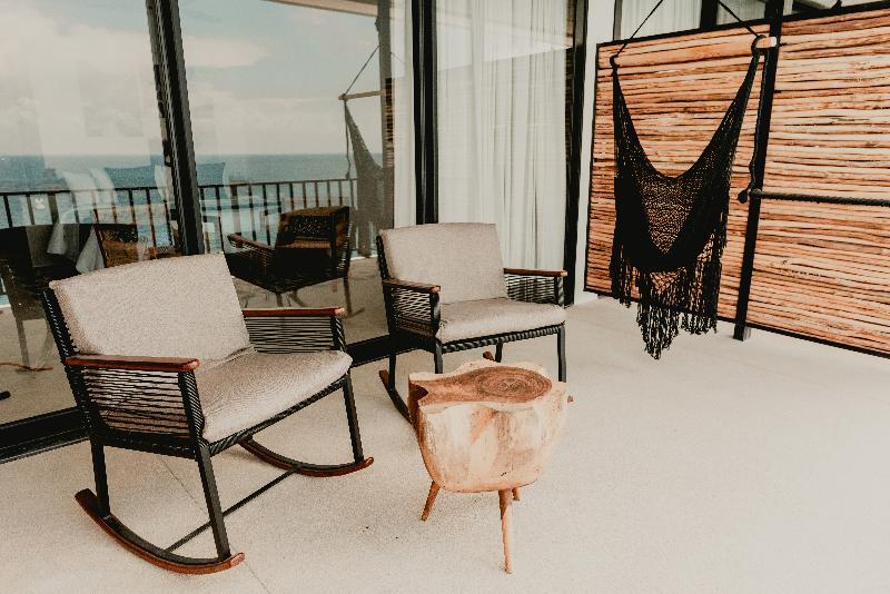 B Unique Hotel 5*